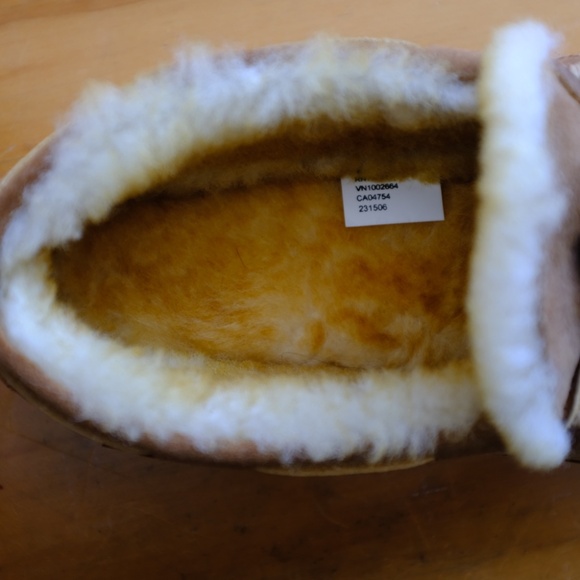 LL Bean Slipper - Picture 3 of 3
